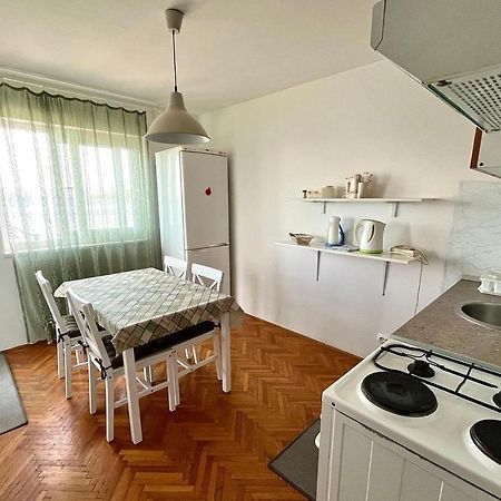 Apartments By The Sea Maslinica, Solta - 774 Grohote ภายนอก รูปภาพ