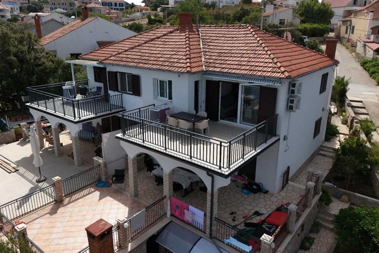 Apartments By The Sea Maslinica, Solta - 774 Grohote ภายนอก รูปภาพ